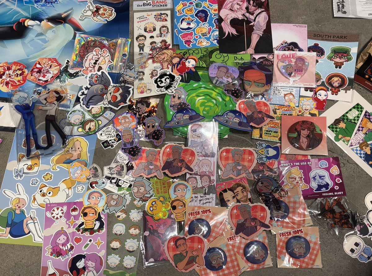 pingpinkpenis's tweet photo. absolutely adore my #moviescnv2026 haul!! special thanks to @dinermilkshakes for this amazing bookmark (that is now my favorite) 
love the art style so much! i’d be gladly to commission hehe~ https://t.co/mQFZ2eKQwX