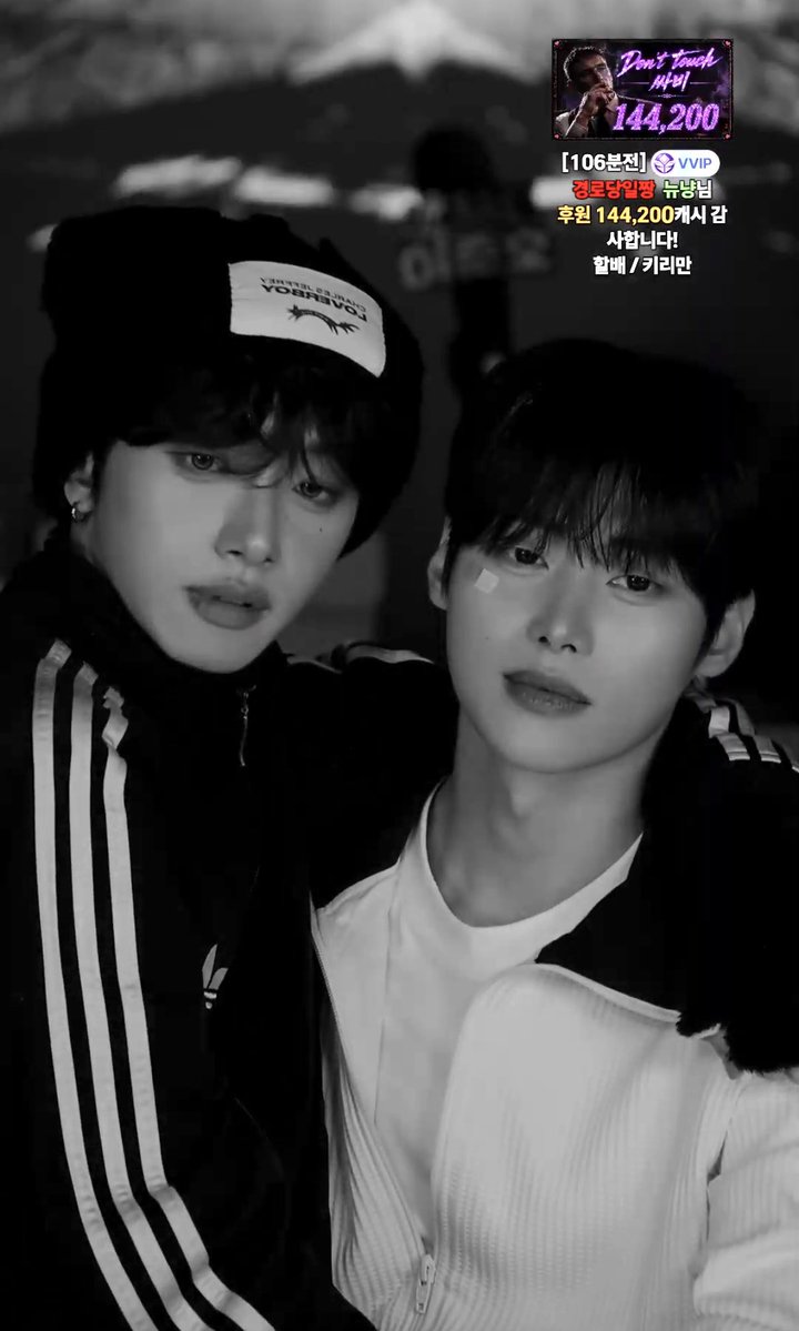 kirimozz2_'s tweet photo. 할배키리도 얼굴합은 좋은디? https://t.co/Htq8QPPhMo
