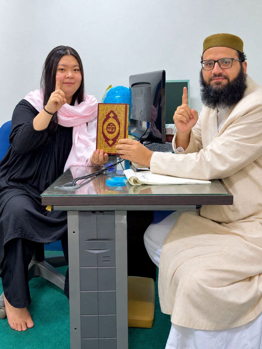 Revert_Journey's tweet photo. Alhamdulillah! Allahu Akbar! ☪️🤍

Sister Kurin embraced Islam after reciting the Shahada (declaration of faith). Following her beautiful journey to Islam, we gifted her a copy of the Holy Qur’an.

May Allah fill her heart with Iman, grant her beneficial knowledge, make her journey easy, and keep her steadfast upon the straight path. May He bless her with patience, strength, and the sweetness of faith.

Welcome to Islam, Sister Kurin! May Allah make you among the righteous and grant you Jannatul Firdaus. Ameen Ya Rabb! 🤲🏽

— Imam Muhammad Umair