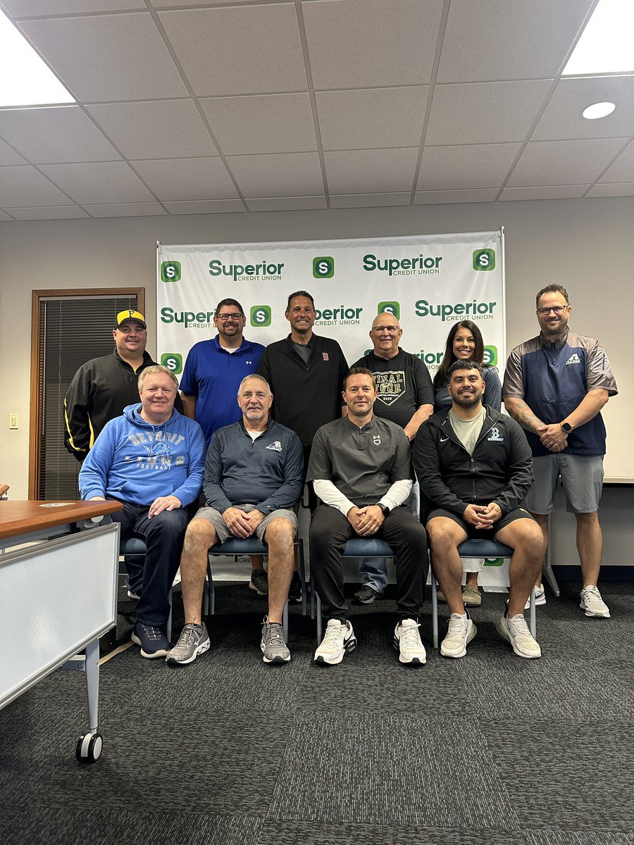 AcmeCongress's tweet photo. Sunday Morning Fall ACME Board Meeting Crew. Different backgrounds, one goal: keep summer baseball and community at the center for the players and schools that make it special: wisdom + compassion
Welcome back Chad Spencer! 
Where’s @BrunswickJeff? Oh wait, the @Browns play today https://t.co/p9PKT1ilPz