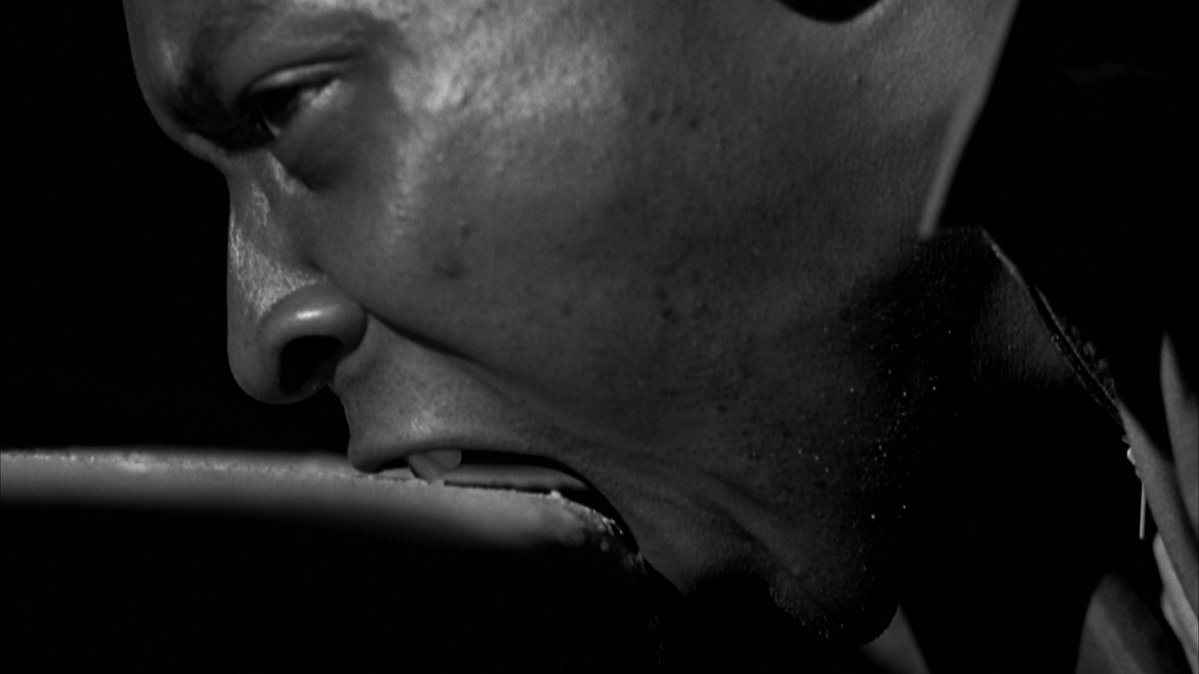 filmfr4me's tweet photo. American History X (1998)
director: Tony Kaye https://t.co/c9zs193fOo
