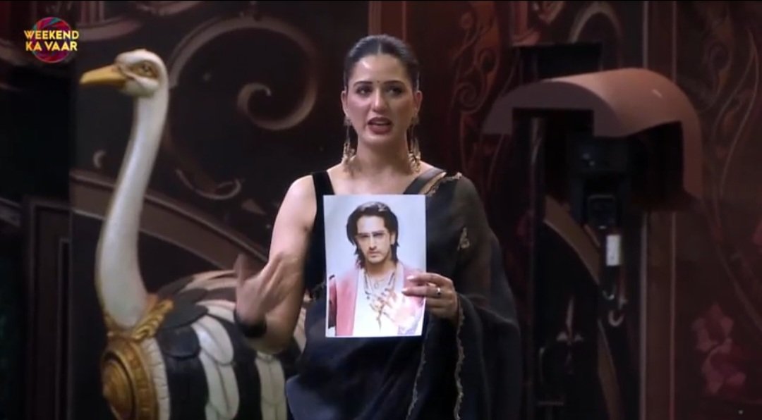IAMNarcissist_'s tweet photo. Isha Rikhi Stood Against Qazi Touqeer Soo How Can BiggBoss Tolerate This Isliye Bechare Ko Evict Kar diya! https://t.co/EoYW0Bv5Cz