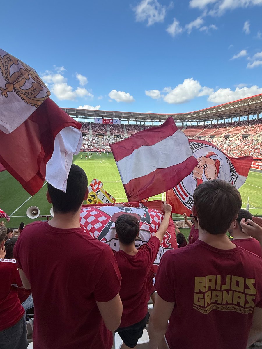 RaijosGranas's tweet photo. 𝐑𝐞𝐚𝐥 𝐌𝐮𝐫𝐜𝐢𝐚 - 𝐄𝐮𝐫𝐨𝐩𝐚 [𝟏𝟗-𝟎𝟗-𝟐𝟔]

Años y años de maldición están llegando a su fin... y lo que viene nos va a volver locos de la cabeza 🤪🙌🏻

sᥱι bᥱᥣᥣᥲ ᥴomᥱ ᥙᥒ goᥣ ᥲᥣ 90.

#SinAficionNoHayFutbol https://t.co/acetZEE60D