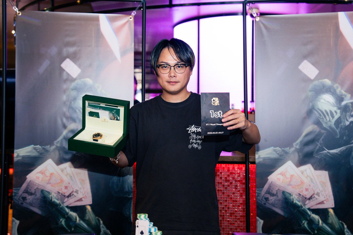 KOP_Japan's tweet photo. ⚜️Knights of Poker⚜️
【#11 Royal Timepiece】
誇りを懸けた戦いの末、玉座を奪ったのは――
👑優勝:きなこ👑
(敬称略)
優勝者には最大限の称賛と名誉を✨
おめでとうございます‼️
#KOP
#KnightsofPoker https://t.co/iTyjzxtU5L