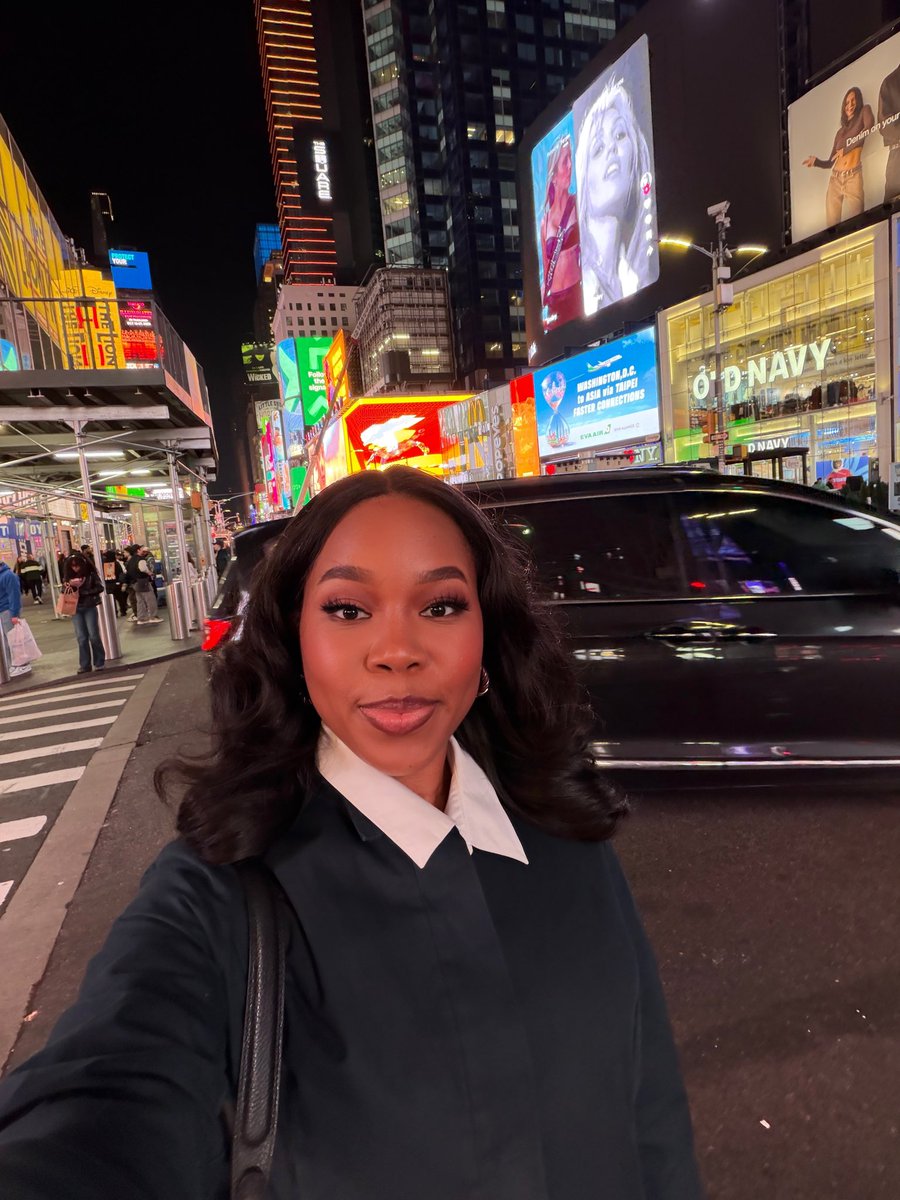 GraceChiAlex's tweet photo. New York, you’ve been a delight. https://t.co/VtCT427yPN