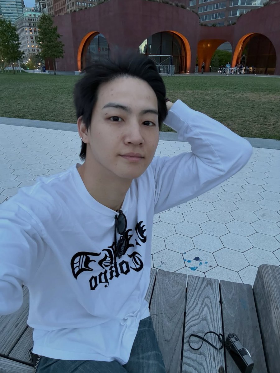 jaebeoym's tweet photo. ㅤ https://t.co/otf2QkdL8g