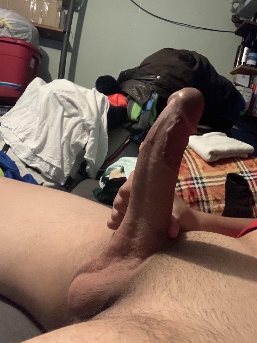 Guerooo312's tweet photo. Who wants to see me jerkoff https://t.co/mpZNN4ttwj