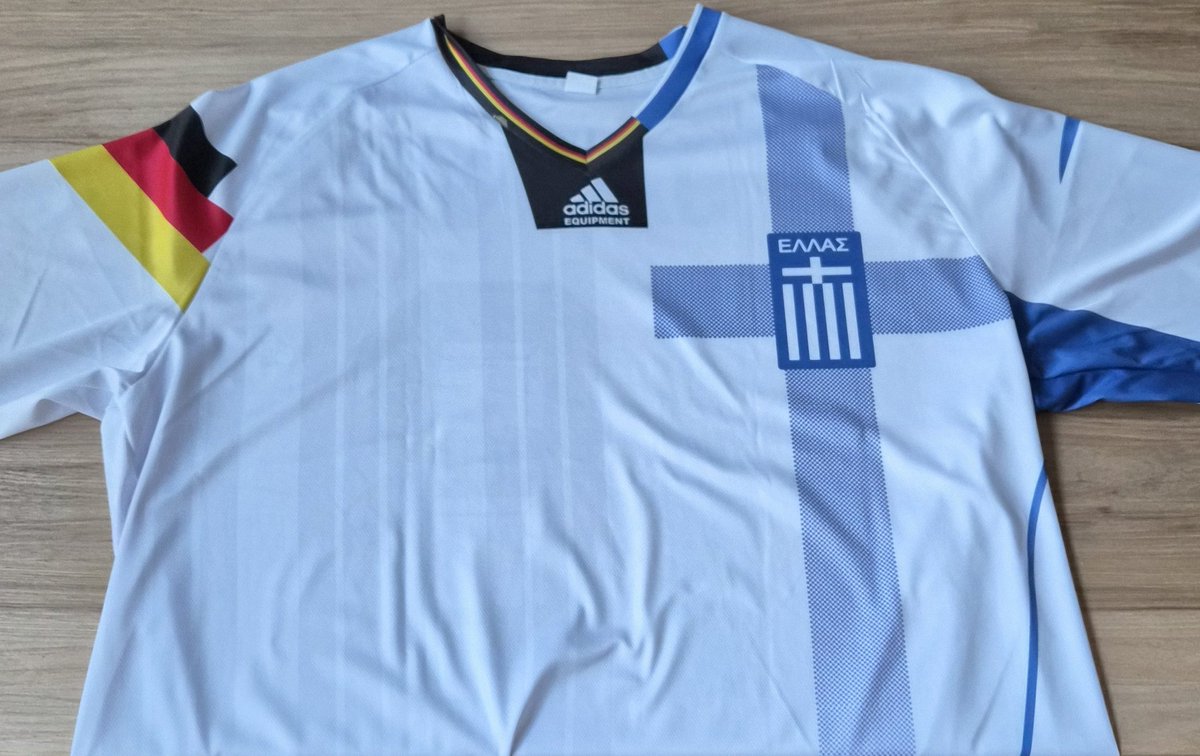 IDouvartzidis's tweet photo. Heute spielt in der @UEFANationsLea1 Deutschland gegen Griechenland. Möge der bessere unentschieden spielen @DFB @DFB_Team @greekfootball_ #teamhellas @ethniki #episimiajapimeni https://t.co/CYiekx2MKL