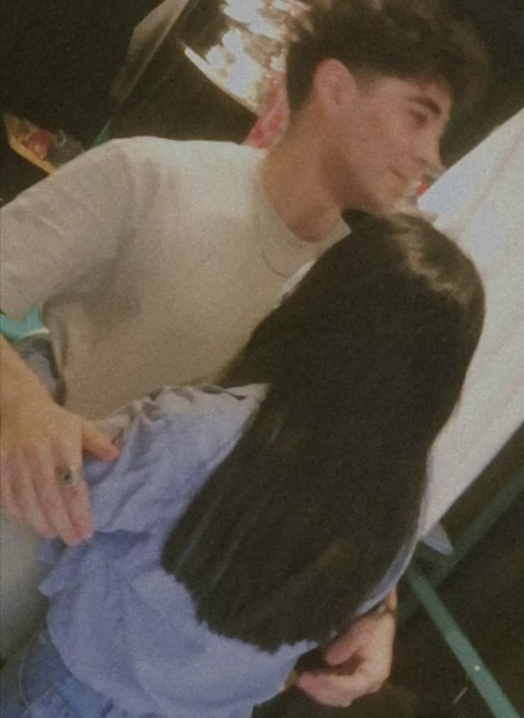 lvsjosfthopee's tweet photo. GRACIAS JOS
No puedo estar mas orgullosa de ti, de verte hacer lo que tanto amas y acompañarte siempre. 🤍 https://t.co/hDzMPPd4rI