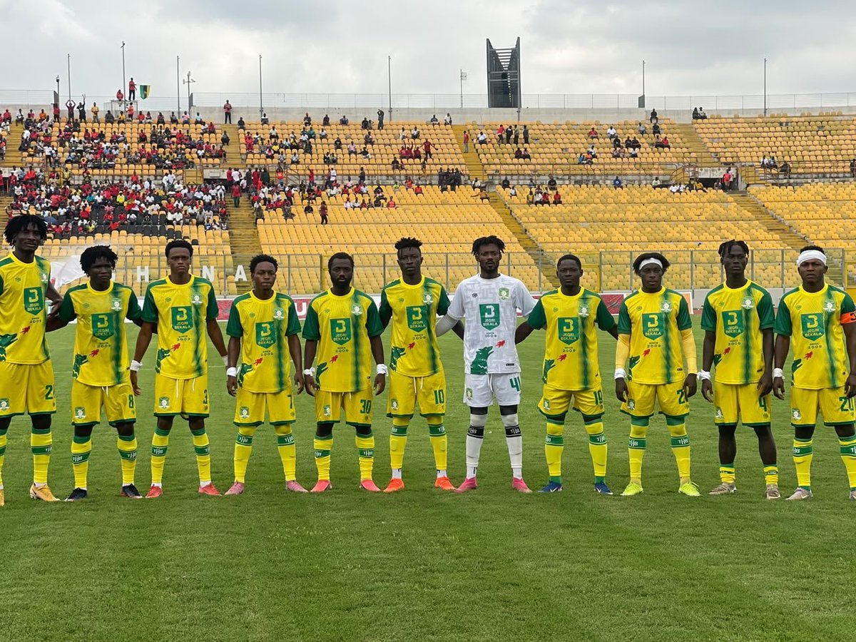 AduanaStarsFc's tweet photo. π₯ π¦πππ’π‘π ππππ π¨π‘πππ₯πͺππ¬!
The final 45 minutes are here. πππ
ππππ£ πππππ§ππ‘π.
ππππ£ π£π¨π¦πππ‘π.
ππππ£ ππππππ©ππ‘π!
π₯ π
#Ogya #AduanaFC #GPLMW4 #GPLMD4 https://t.co/IzllNHAzym