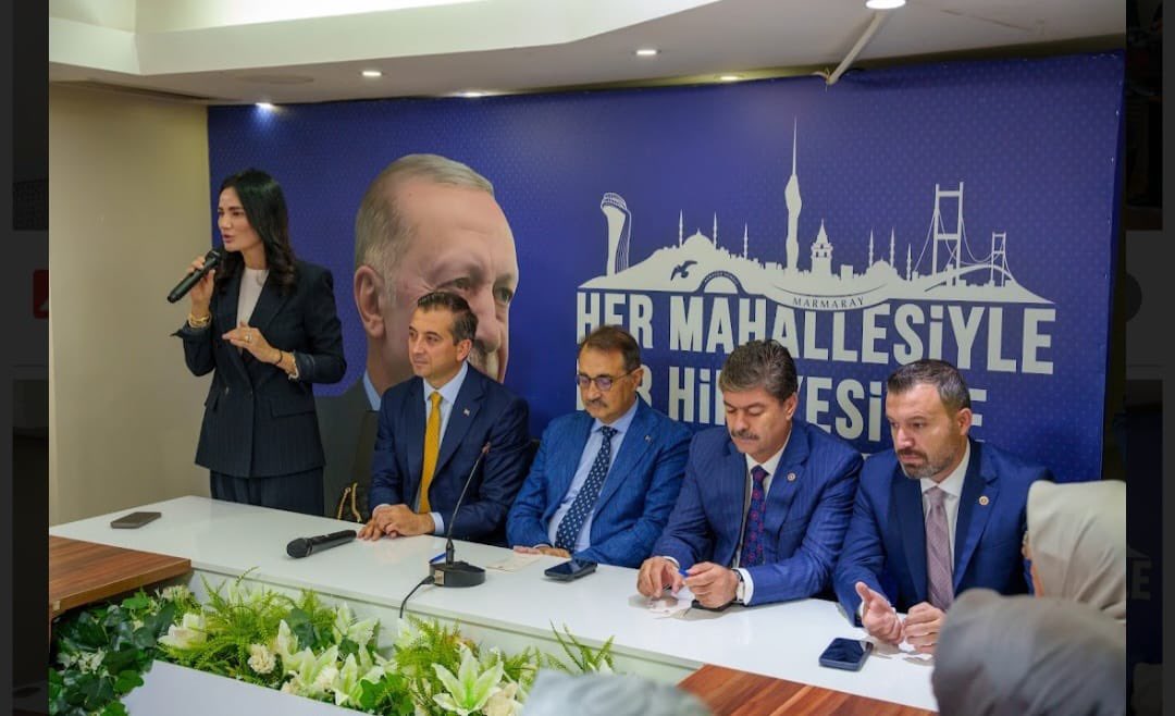 AKKadinSisli's tweet photo. Türkiye Yüzyılı Buluşmaları kapsamında Bakanımız ve Milletvekillerimizin katılımıyla ilçemizdeki  programımızı gerçekleştirdik.
Teşkilatımızla birlikte sahada, Türkiye Yüzyılı hedeflerimiz doğrultusunda güçlü bir buluşmaya imza attık. https://t.co/7v8MZYlLHu