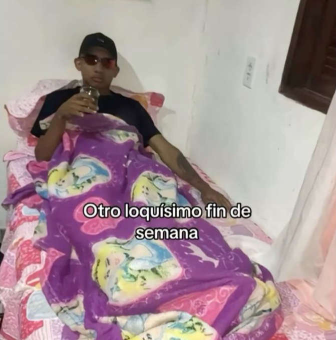Pedrocayeyo's tweet photo. de puro dormir xd https://t.co/37q1wZAwEq