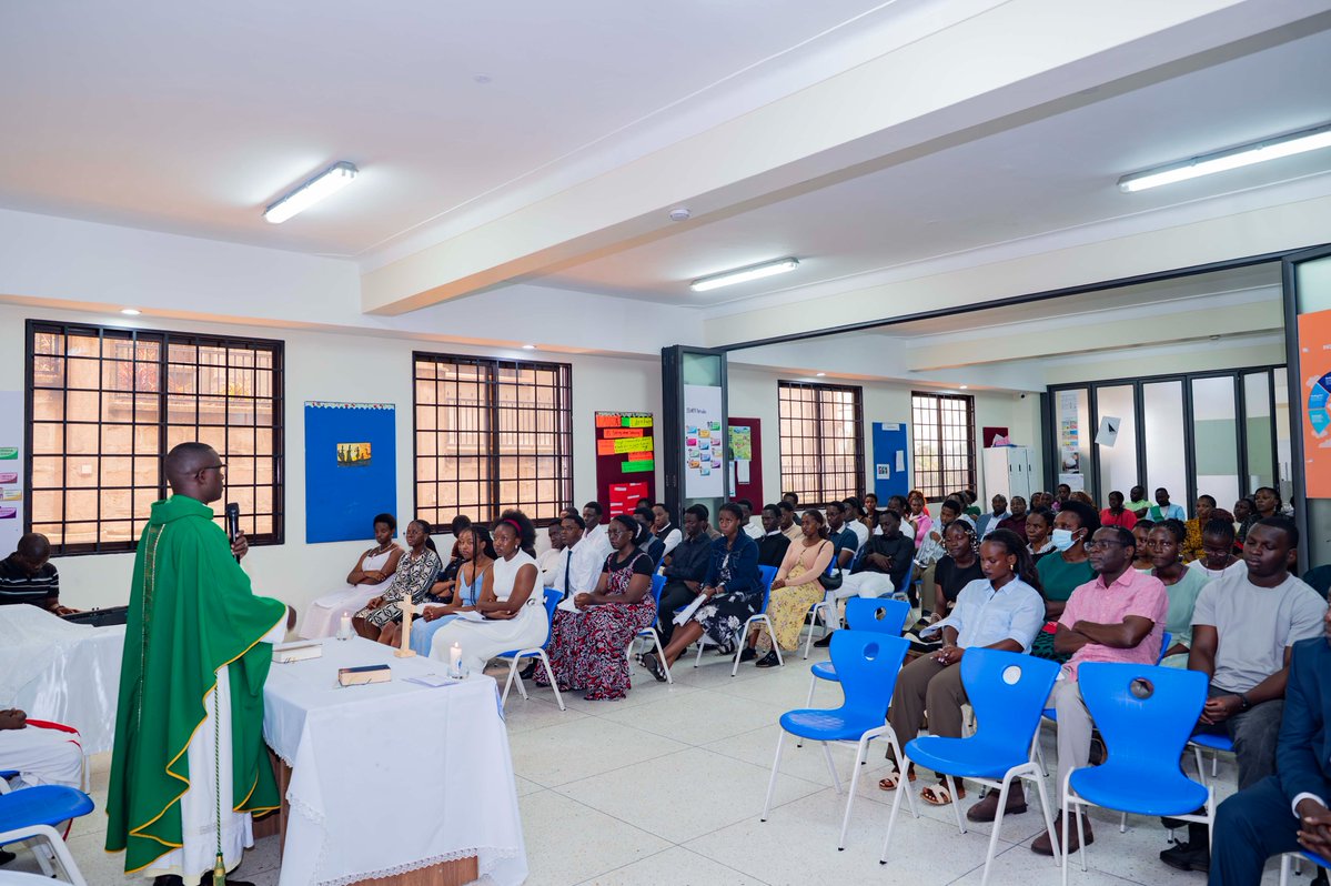 KabojjaSchool's tweet photo. Today we held a Dedication Service for our Christian learners, following Friday's Dua for our Muslim learners. 
A moving send off for our Cambridge Oct/Nov candidates. 
Grateful to have parents join us send our students into exams surrounded by prayer &amp; community.
#ProudToBeKIS https://t.co/UqvJbqujnS