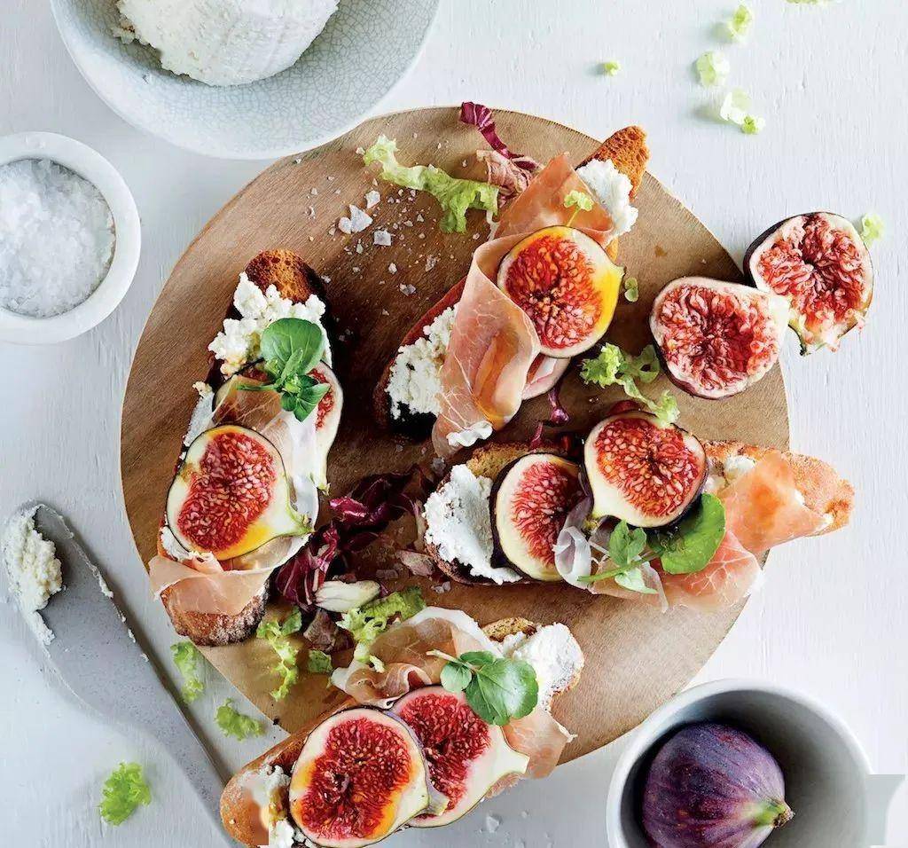 KileyWeade5e's tweet photo. Descubrí el queso de cabra artesanal de la región! Cremoso, con un toque suave y natural, perfecto para ensaladas o tostadas. No te lo pierdas! https://t.co/S87oVmKwbd