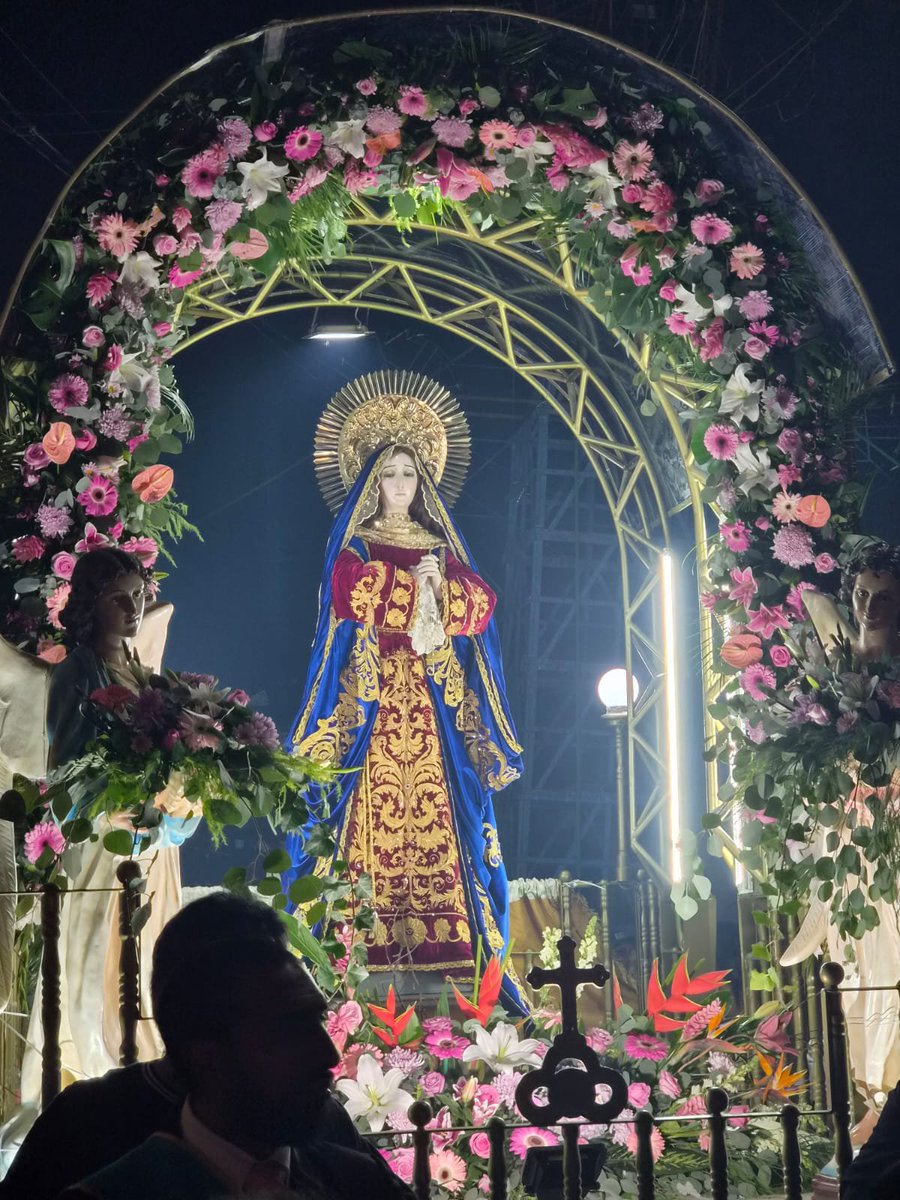 MEsthermt's tweet photo. El día de ayer en compañía familiar, en el recorrido procesión de la Virgen de la Soledad, siempre con fe y agradecida por las bendiciones.🙏 https://t.co/uIDOXkN0lh