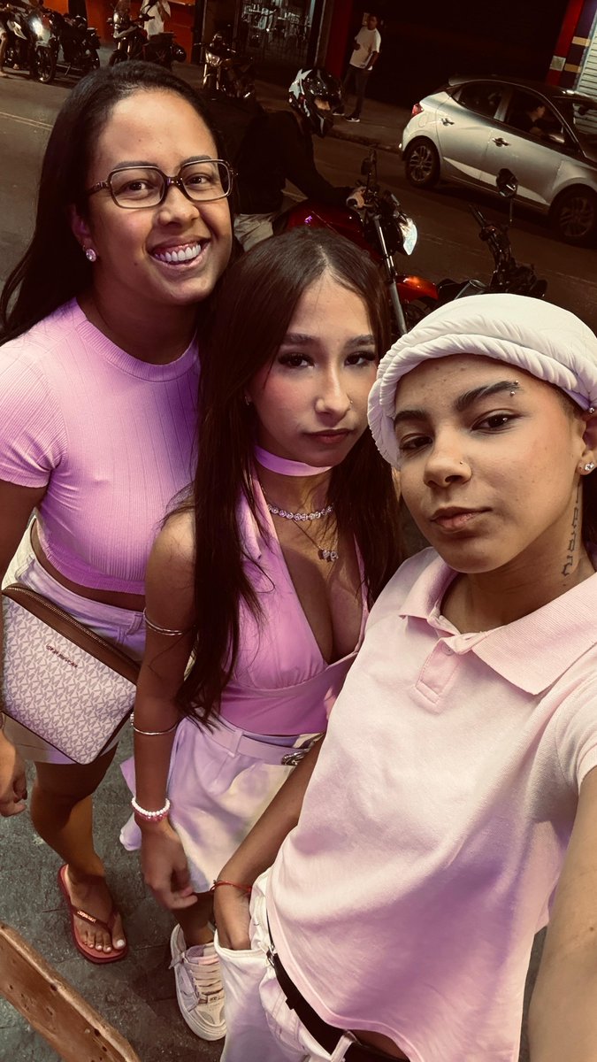 eumoraesz's tweet photo. 💗. https://t.co/Id0ZrYzdNI