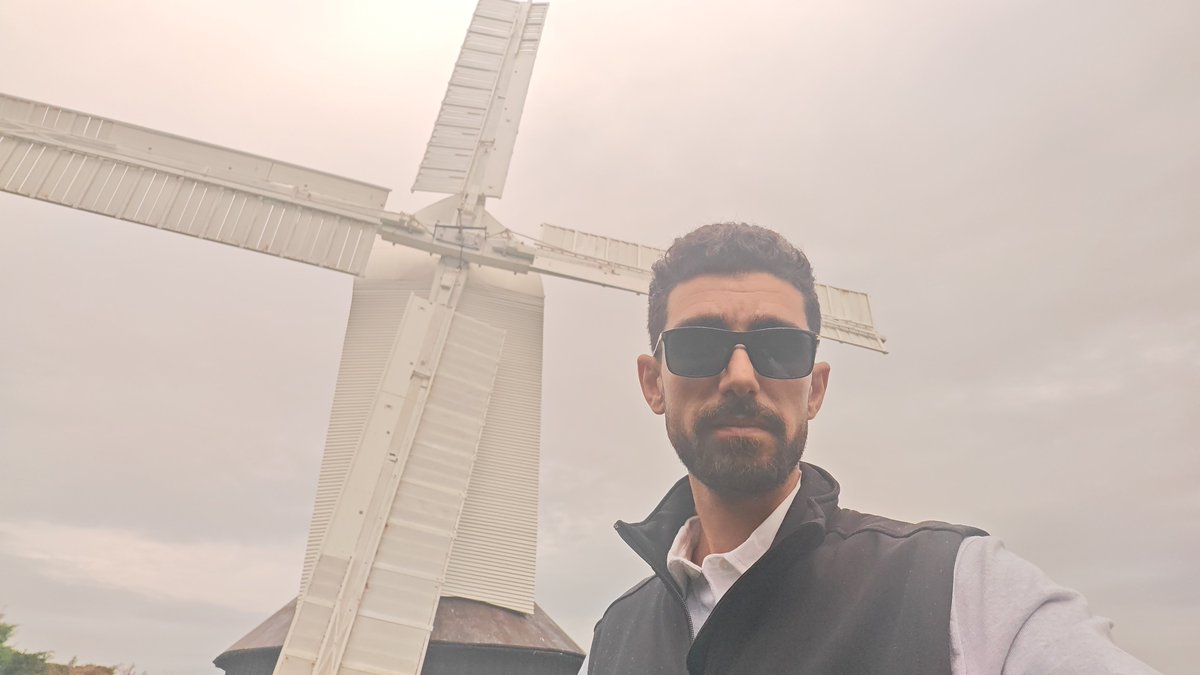 hemauk98's tweet photo. #JillWindmill #uk
#smallTrip
#ئاش #دەستاڕ #زیل https://t.co/6Sn9bDQLKc