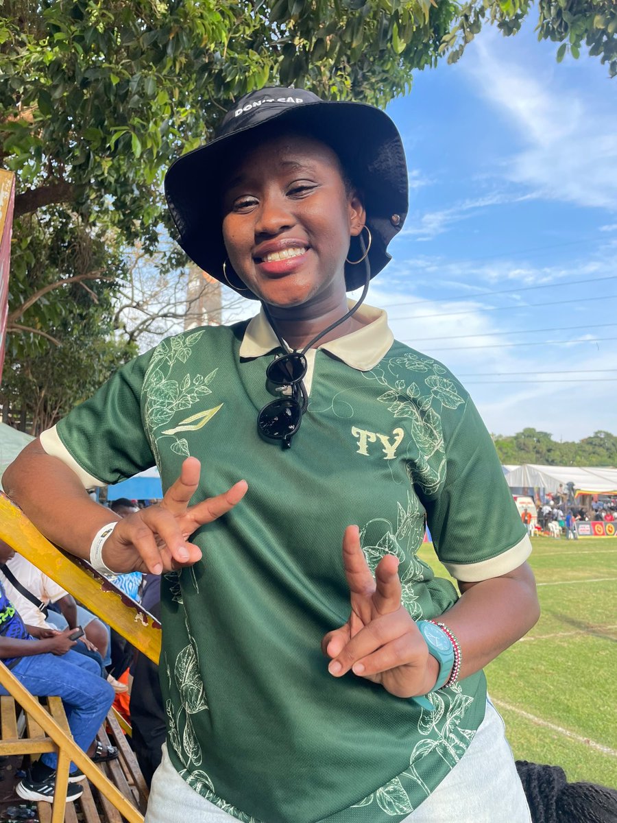mah_rungah's tweet photo. Unlike the Rugby Cranes, everyone was addressing me as a Champion today courtesy of @omujuma 🤭💚 https://t.co/qSzqVFkk5A