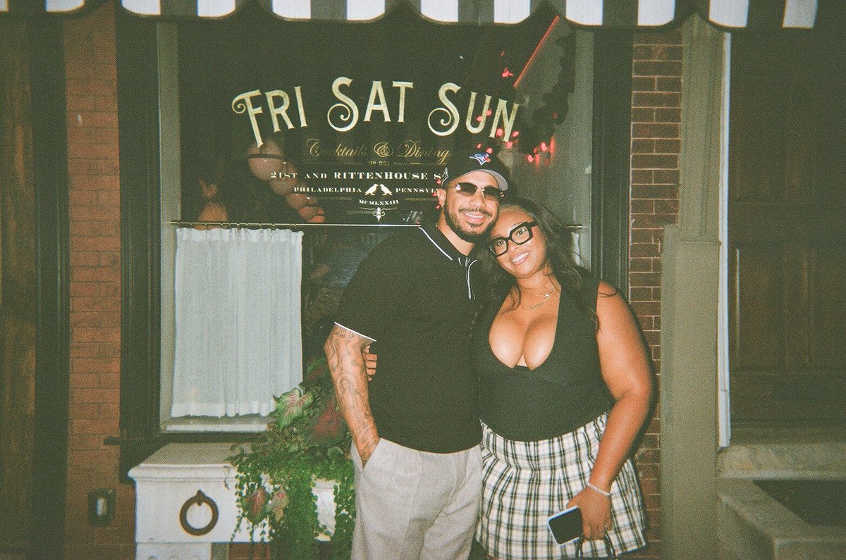 cierralikeseggs's tweet photo. been married for 2 years today yall make some noise wtf! https://t.co/iA3TcPXRTr