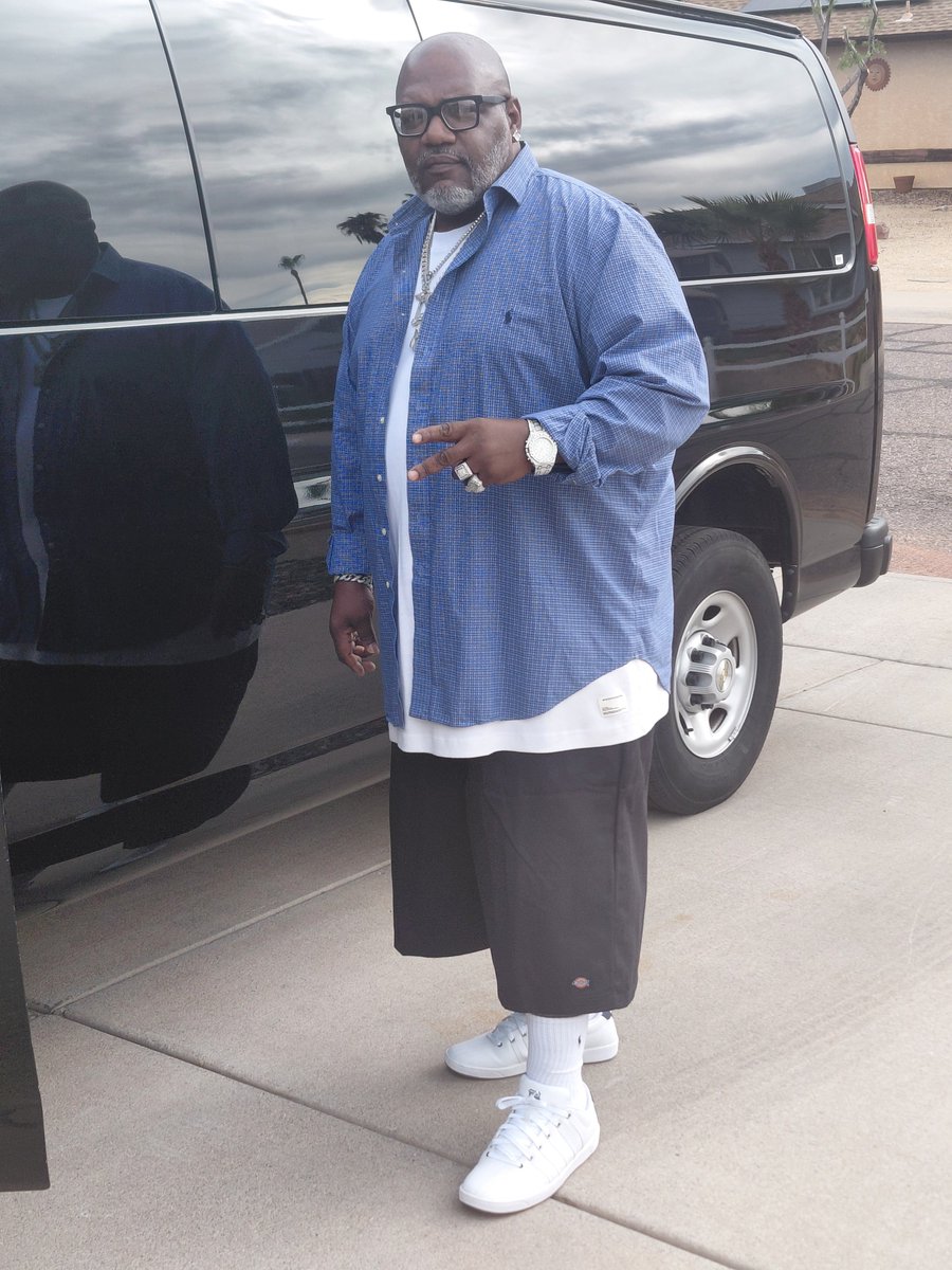 crew91214's tweet photo. Heading to Church to give the Lord his day Good morning yall and have a blessed day#FATANDFAMOUS https://t.co/l0C7ADA89L