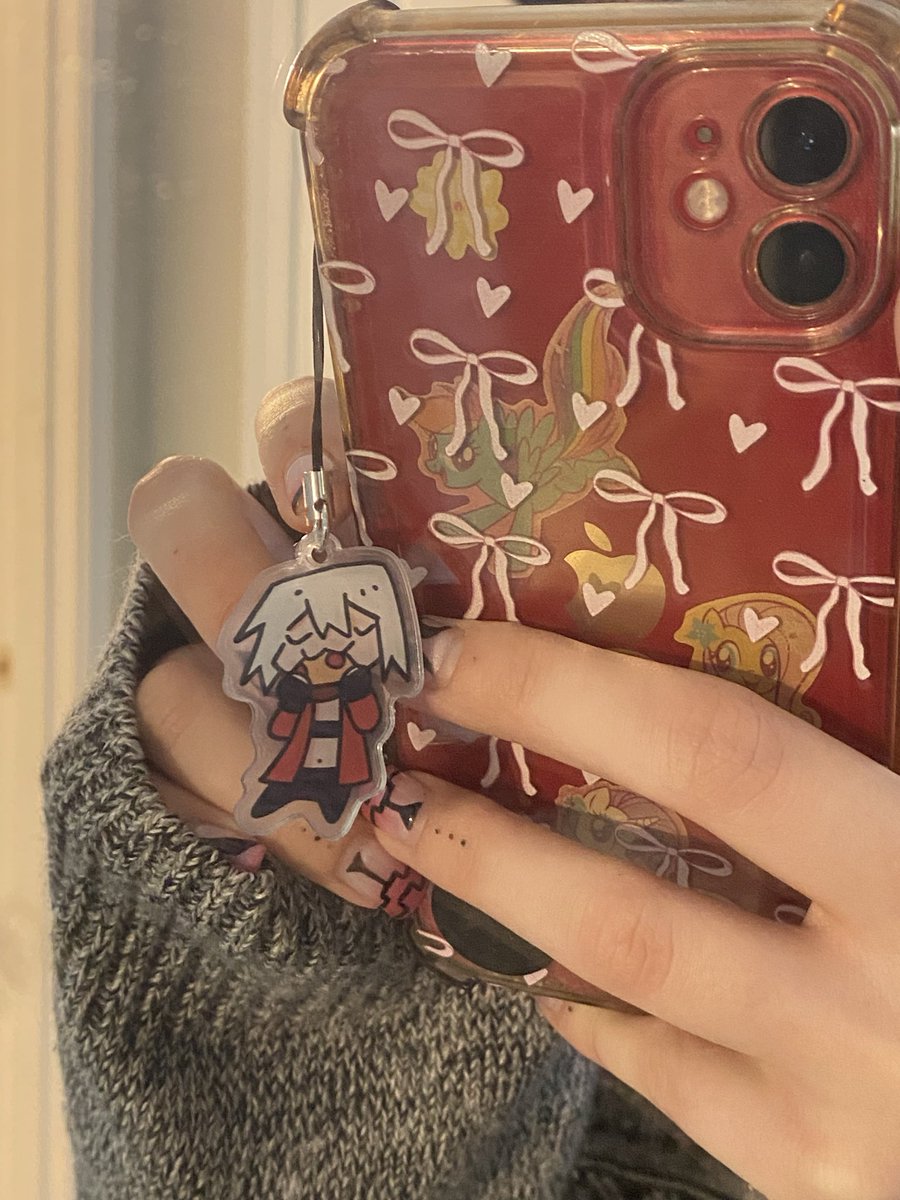 graveyardsilly's tweet photo. DANTE PHONE CHARM DANTE PHONE CHARM EEEEEEK SO CUTENED https://t.co/UNkGJfLjhX