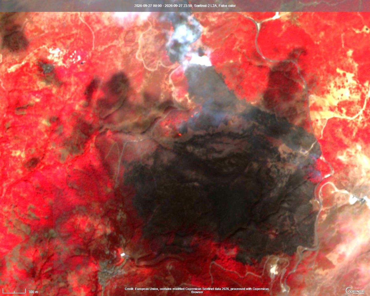 GalvezRivas's tweet photo. El incendio ACTIVO y en #SO1 de #IFIgualeja - #Málaga visto hoy por #Sentinel2 que ya sería un nuevo #GIF, estimándose más de 900 hectáreas afectadas https://t.co/sIQCv8UMnS