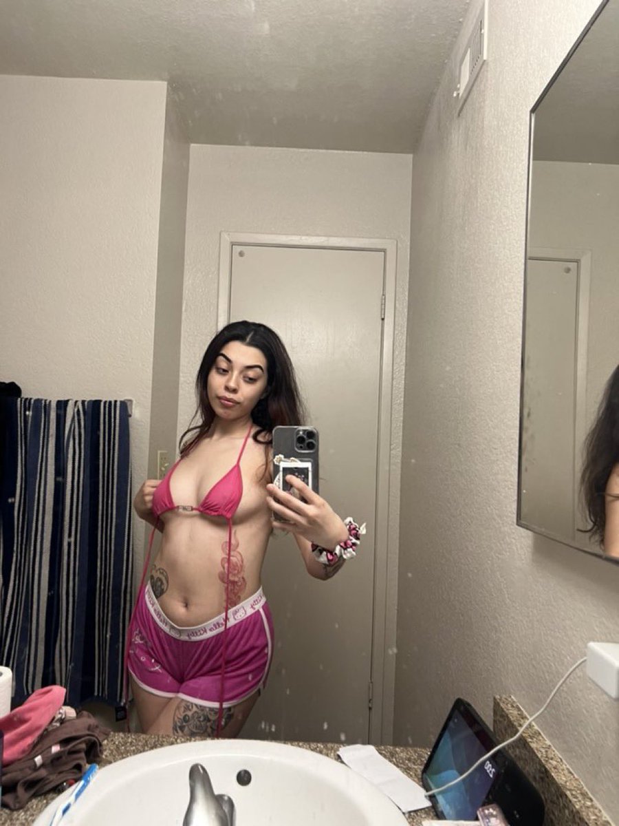 ShirleenChhd's tweet photo. Pretty🍒🩵
#okcfreaks #405freaks #nsfwㅤㅤ https://t.co/GYFOcUHtbw