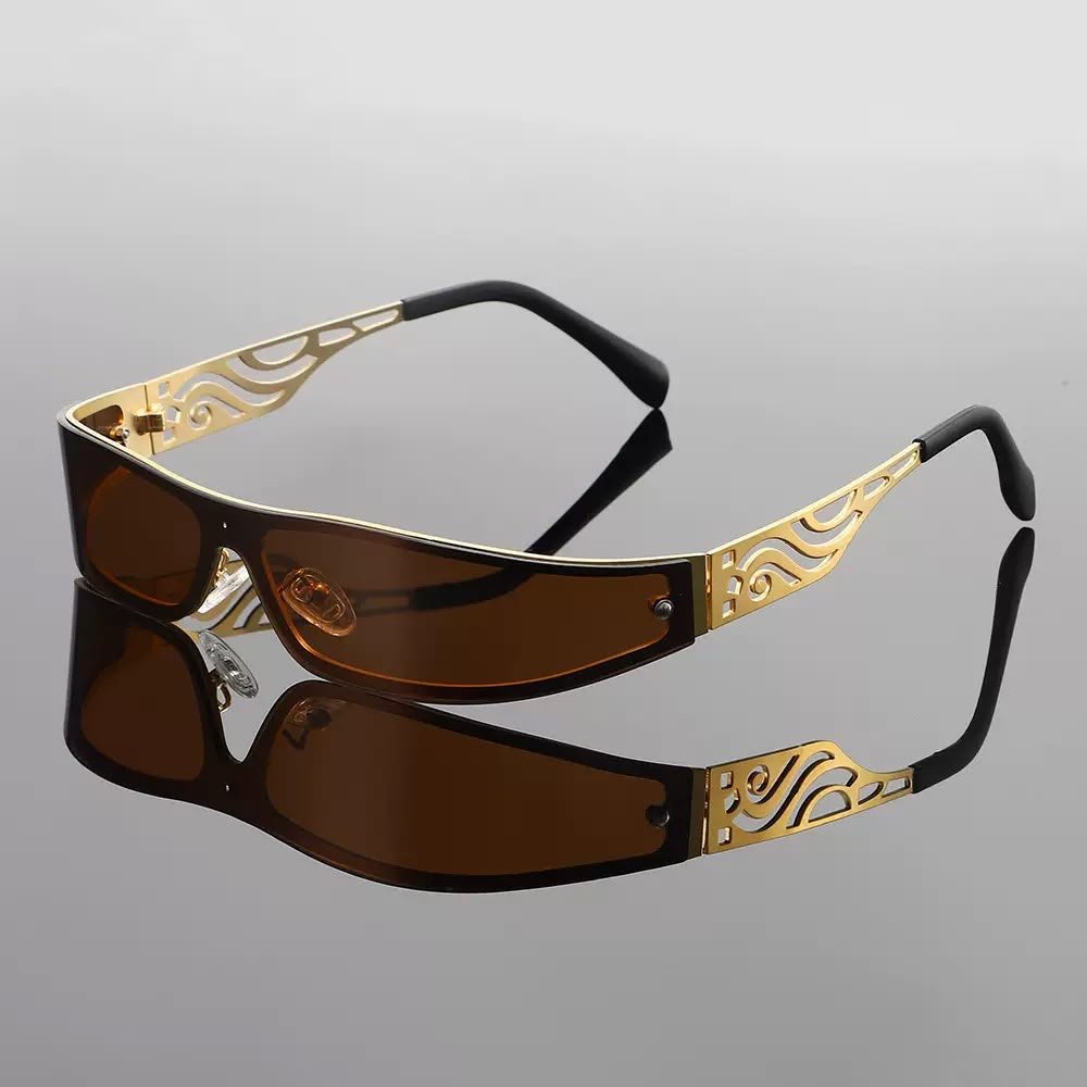 Ihussain_U's tweet photo. Shade's O'clock ⚠️ 

Fashion Cartier. 
Kano State 📍 
Nationwide delivery 🚚 
Price N 16000 (Boxed)✅

WhatsApp Link Under My Profile. 
Please 
Retweet 🙏🏾 https://t.co/4LNbFhPRdf