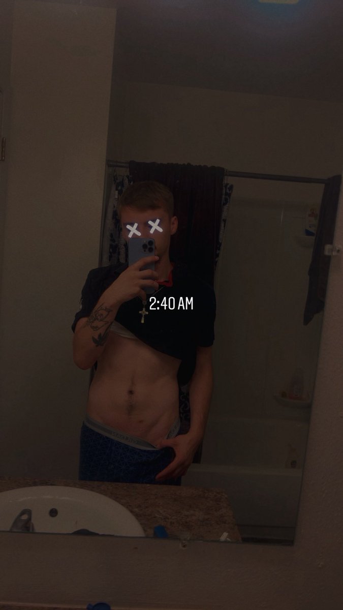 datwigga420's tweet photo. Hmuuu need a texting/ft buddy 
Or if you in Oregon hmu to collab
#oregon #hmu https://t.co/1PuFN1dYLS