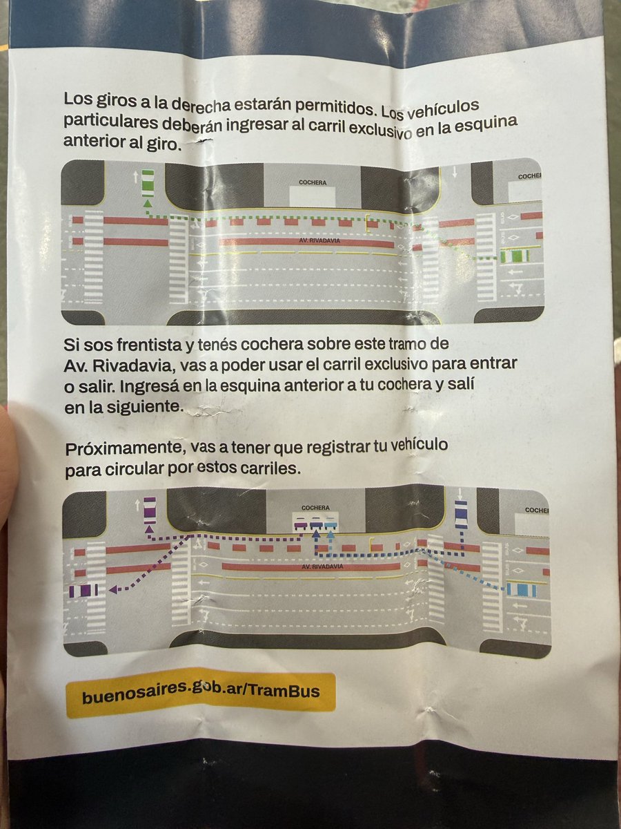maxifirtman's tweet photo. Disculpe señor: usted no tiene registrado su vehículo para girar a la derecha en esta avenida. 🤌 https://t.co/MLkkgDEben