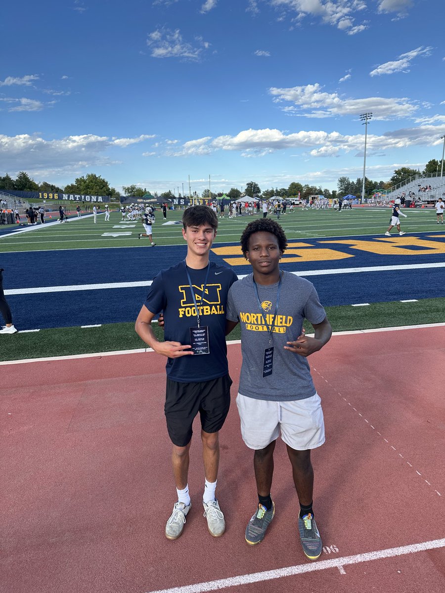 J_Sitz16's tweet photo. Had a great time at @UNC_BearsFB last night. Thank you @CoachPazak for having me and showing me Bear football!
@CoachStartz @HaskinsMichael @CoachPazak @blumentrittleo @KaedenWilliams0 https://t.co/4anRH01EmX