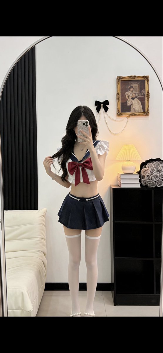 KayleeOrtimzaz's tweet photo. 睡不着，开始上供！！！

有人想锐评一下我女大的燥福嘛？🫣

不要🚪啊！！！

看完不许瞎说，赶紧看，我要删了… https://t.co/2M3VpBdSqM