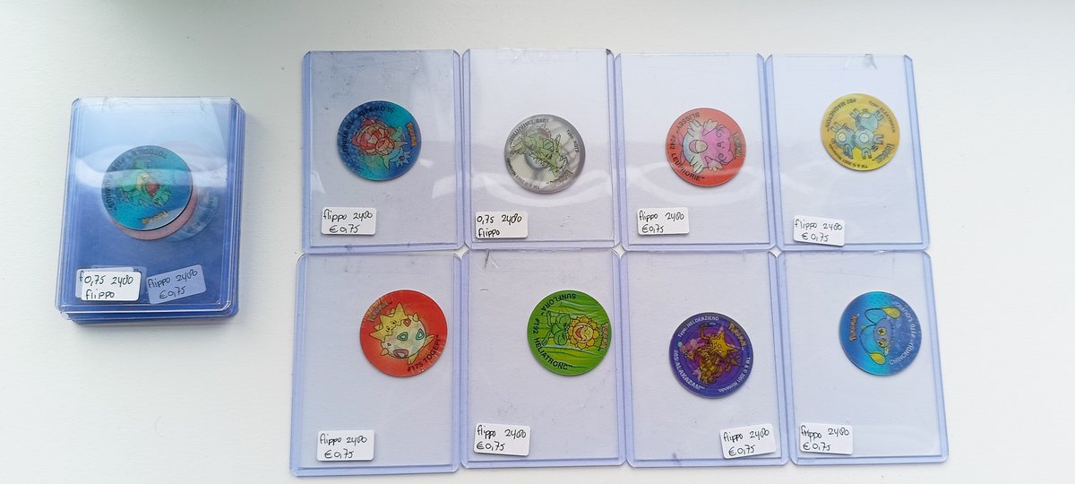 HiddenNinja25K's tweet photo. Who can still remember the #Pokemon #Flippos / Pokemon #Tazos? In the early 2000s, people could get Pokémon Flippos / Pokemon Tazos with certain products (In the Netherlands, it was with every bag of Smiths / Lay's chips). (1/2) https://t.co/sj5p783BXf