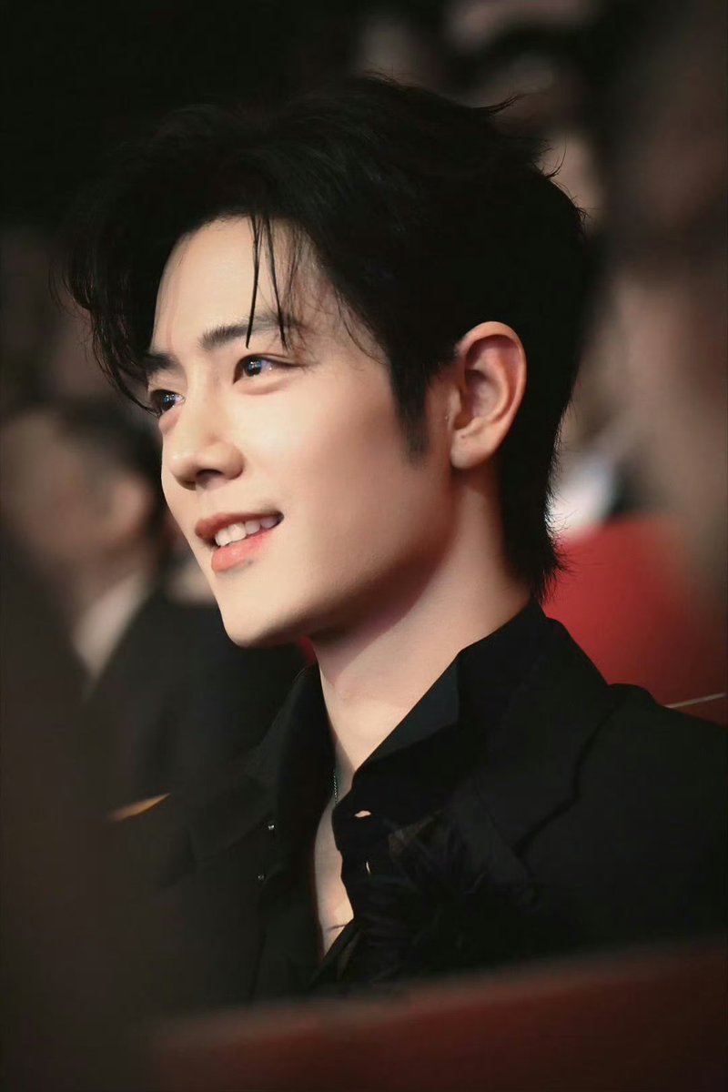 QuchTNgn1's tweet photo. Nếu thanh xuân có thể lưu lại thành một cái tên, với em cái tên ấy nhất định sẽ có Tiêu Chiến

XIAO ZHAN TEN YEARS EMPIRE
#XiaoZhan10thDebutYear https://t.co/pdrACddnx0
