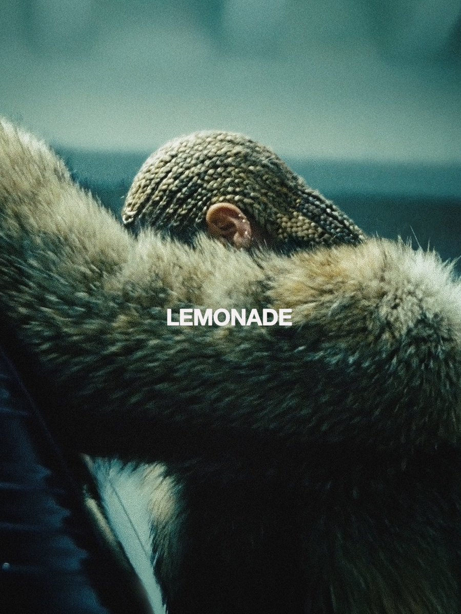 Bombalurina_29's tweet photo. taylor swift at 34                                beyonce at 34 https://t.co/q9kQlMz20S