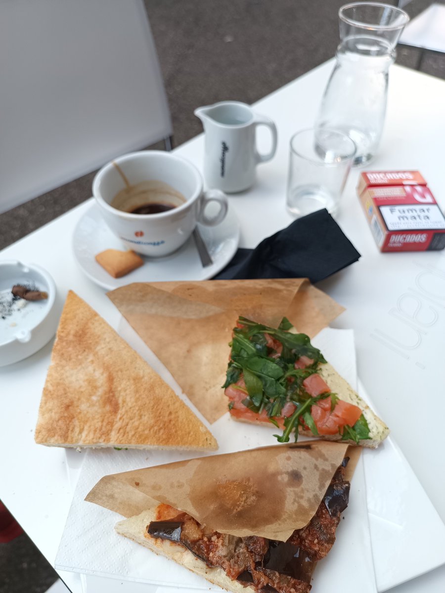 FabGiagnoni's tweet photo. Lo spuntino al bar stiloso di Tor Arancia è la ciliegina sulla torta domenicale. 😋
#FoodPorn #Food #Cibi #Foodie #FoodLover #FoodNetwork #FoodPhotography #FoodLovers #Tramezzino #Merenda #Foodies #FoodieBeauty #Foodies #FoodFantasy #Salmon #Eggplant #Arucola #Cheese #Sandwich https://t.co/DtaqMQS5J6