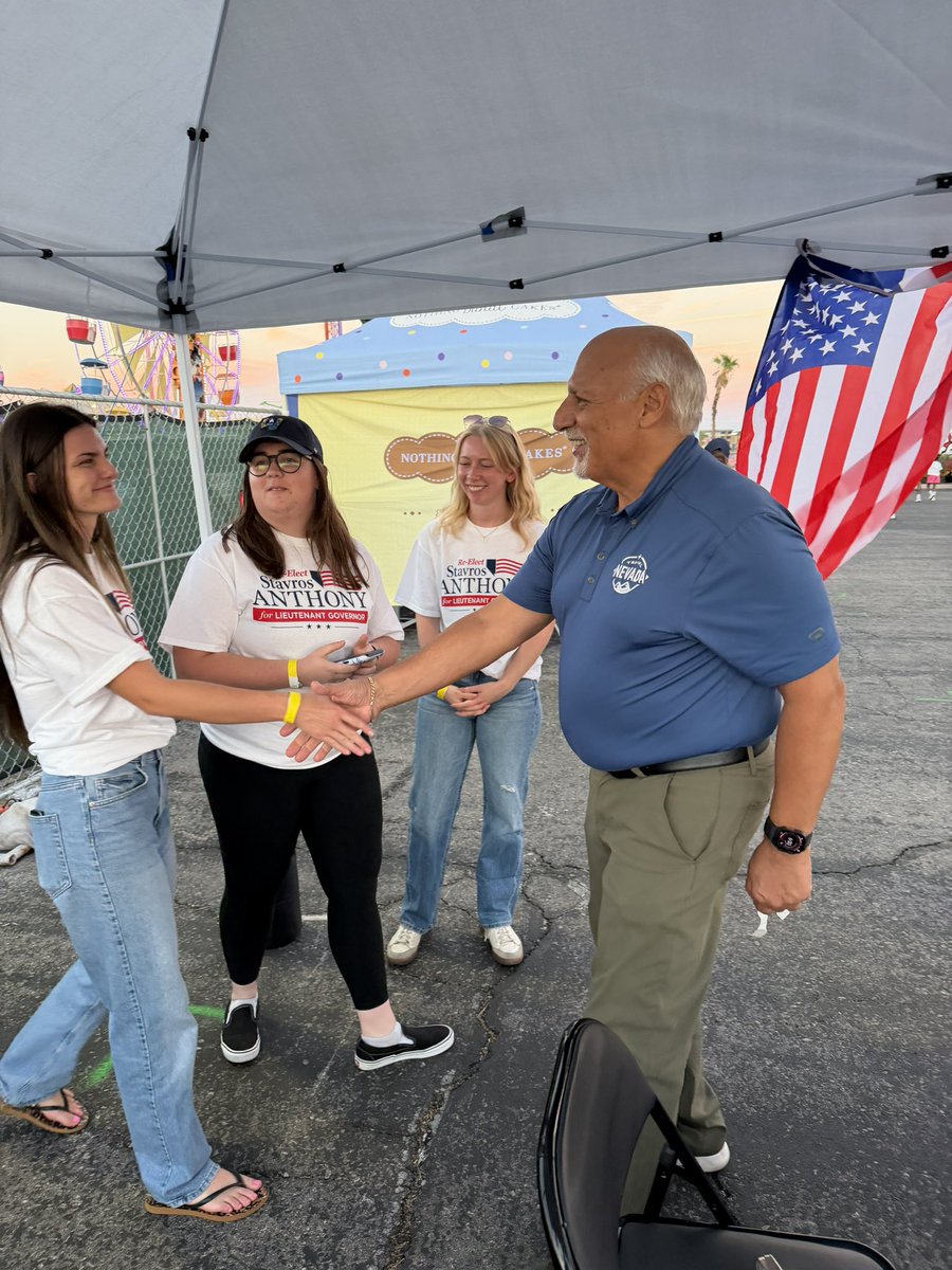 StavrosAnthony's tweet photo. Meeting some wonderful people from all over southern Nevada at the Great American Foodie Fest https://t.co/pVPQG5ryrC