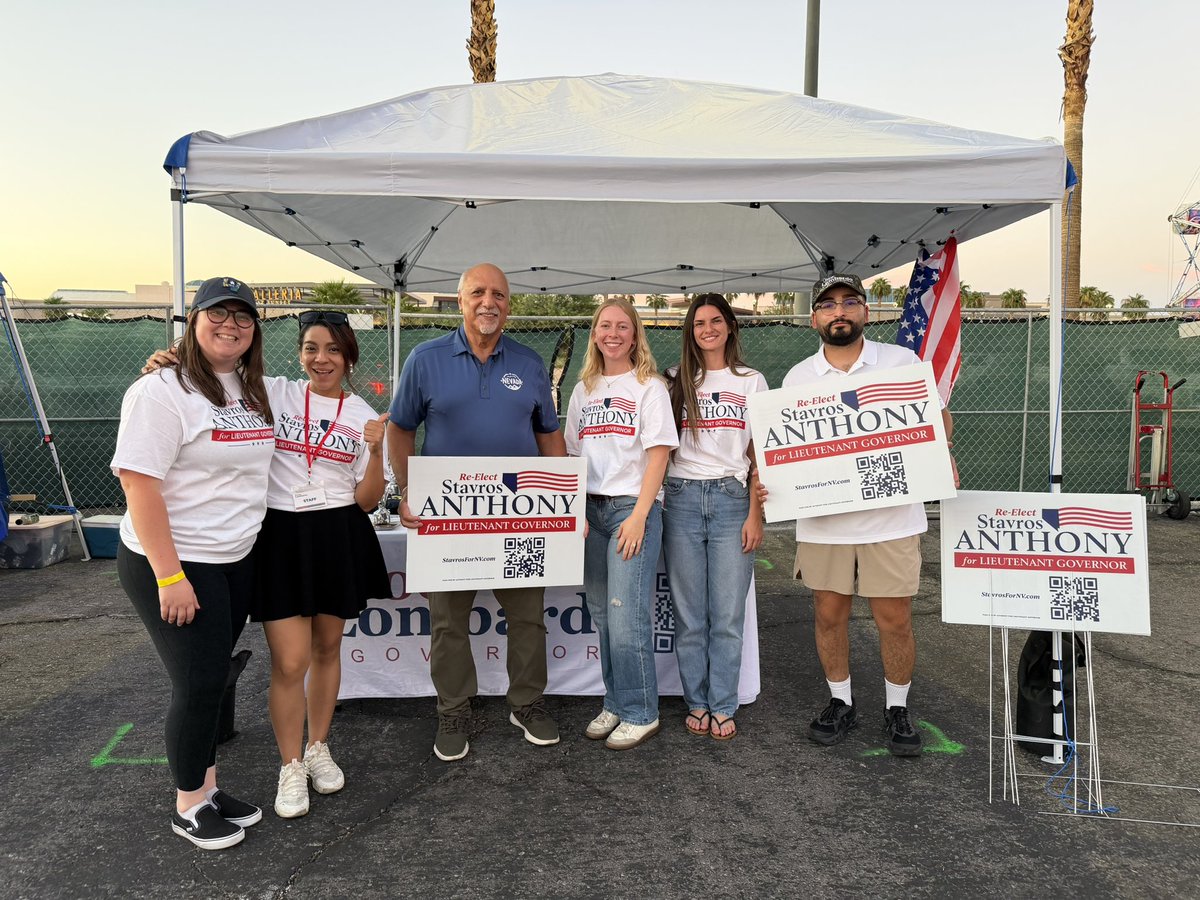 StavrosAnthony's tweet photo. Meeting some wonderful people from all over southern Nevada at the Great American Foodie Fest https://t.co/pVPQG5ryrC