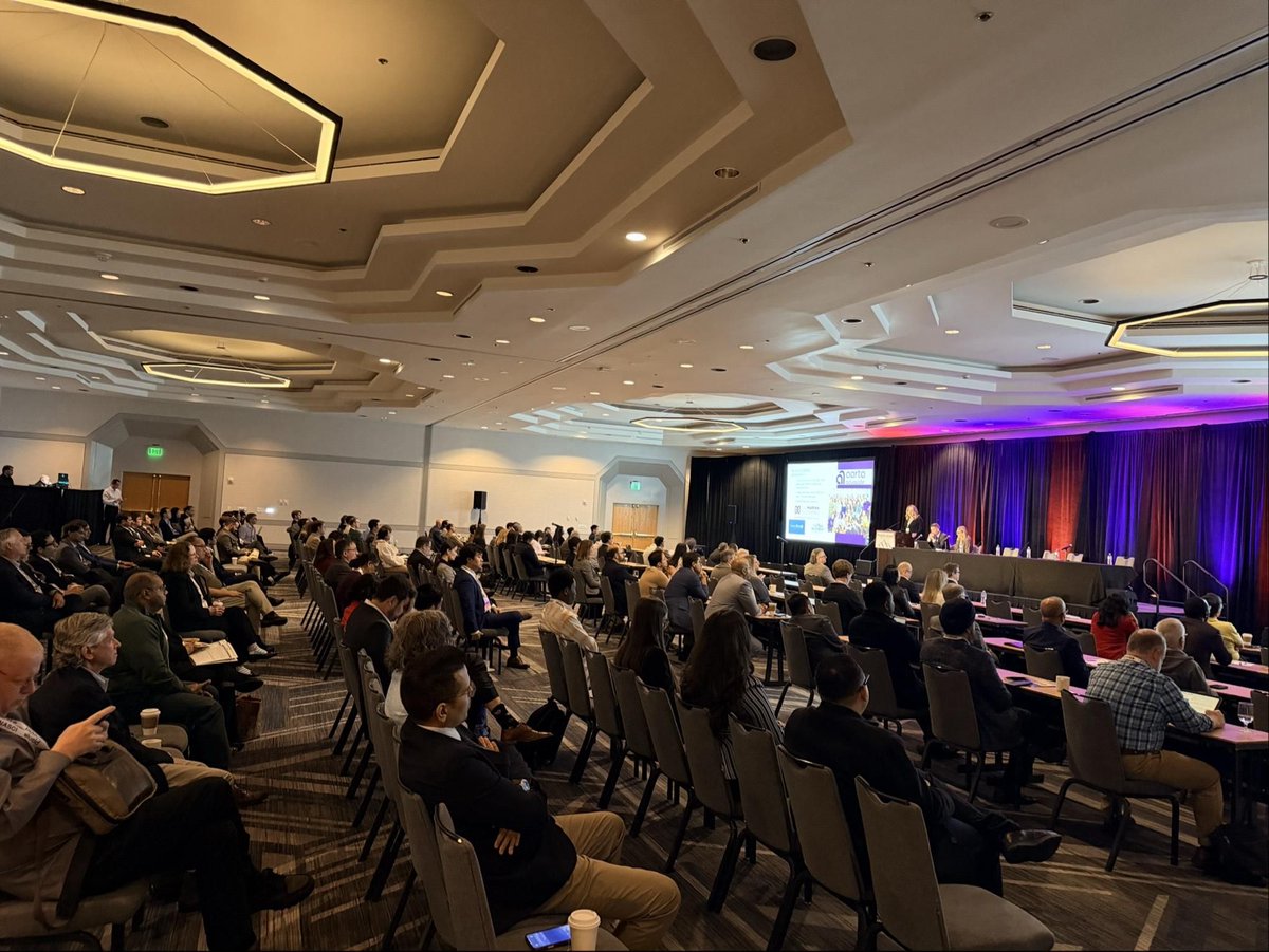 NASCISociety's tweet photo. The most important perspective in the room 🫀
Meredith O'Neal took the stage for the Paulin Keynote Lecture at NASCI 2026, sharing her patient experience with aortic disease; a powerful reminder of why cardiovascular imaging matters.
#NASCI26 #NASCI #CardiovascularImaging https://t.co/rzc3bmvDhH