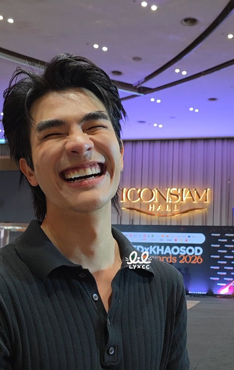 lillyxcc's tweet photo. มาเช็คชื่อแล้วคับผมมมม พี่มายน่ารักมากกกกกก
ยิ้มซามายฮีลลิ่งใจแบบสุดๆๆๆๆๆๆๆ 💚✨️🥹

#FEEDxKHAOSODAwardsxSHINE
#FEEDxKHAOSODAwards2026
#MilePhakphum @milephakphum https://t.co/UvtzRMhQ6c