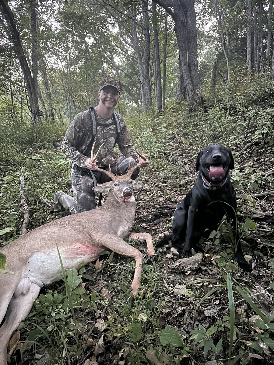 charlesr2029's tweet photo. First hunt of the year, filling the freezer.

#huntingislife #deerseason #kentuckyhunting #crossbow https://t.co/Zhh2p0D7g0