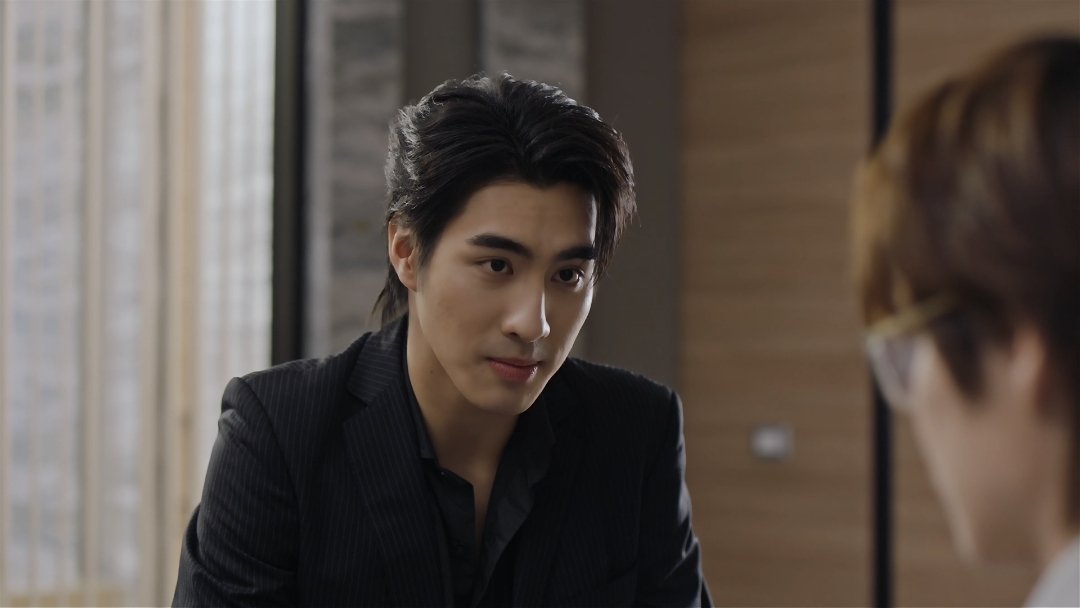YourThirdSeries's tweet photo. สวัสดิการพิเศษเฉพาะพนักงานบริษัท อดิศวร กรุ๊ป ✨

อนุมัติให้พนักงานสามารถออกตามหาหัวใจได้ ~ 💕

YOUR THIRD SERIES EP10

#ที่สามของเธอEP10 https://t.co/O90L1TOu5f