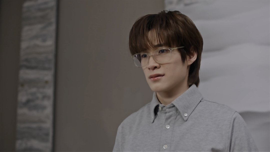 YourThirdSeries's tweet photo. สวัสดิการพิเศษเฉพาะพนักงานบริษัท อดิศวร กรุ๊ป ✨

อนุมัติให้พนักงานสามารถออกตามหาหัวใจได้ ~ 💕

YOUR THIRD SERIES EP10

#ที่สามของเธอEP10 https://t.co/O90L1TOu5f