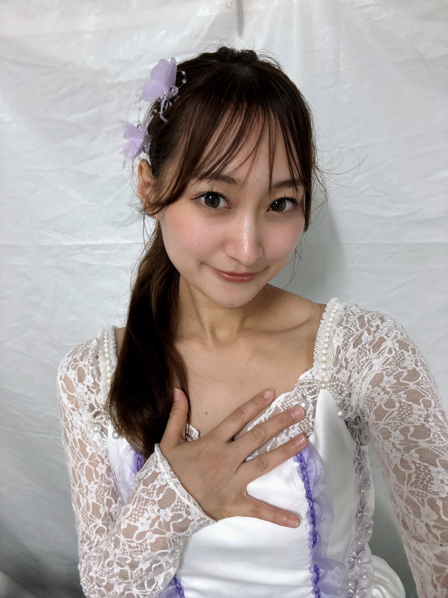 _997pupu_'s tweet photo. #餃子からあげ祭り たくさんLIVEを盛り上げてくれ本当にありがとうございます🥹✨
#茜紬うた ちゃんと一緒にコラボできてはっぴーでした🌸懐かしかったかな?楽しすぎた💦
第二陣!全店舗いただきました🙏🥟🍜🍗
心もお腹も満たされました^_^
来週もAmphoriaお邪魔します🏃♂️➡️💜
#Amphoria https://t.co/VMZG0pPoTY
