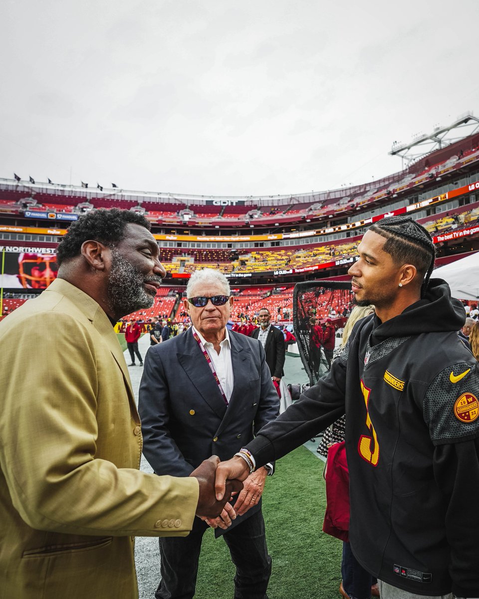 Commanders's tweet photo. The trio you didn't know you needed: @joshhart, Riggo and Doug https://t.co/pfX5acrMqe