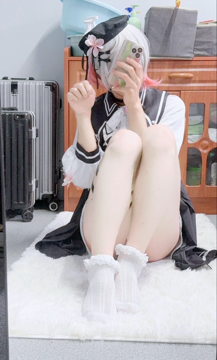 Duftbirneyuki's tweet photo. ？！笨狗！？#樱羽艾玛  #femboy  #伪娘 #桜羽エマ https://t.co/31WbIhrELC