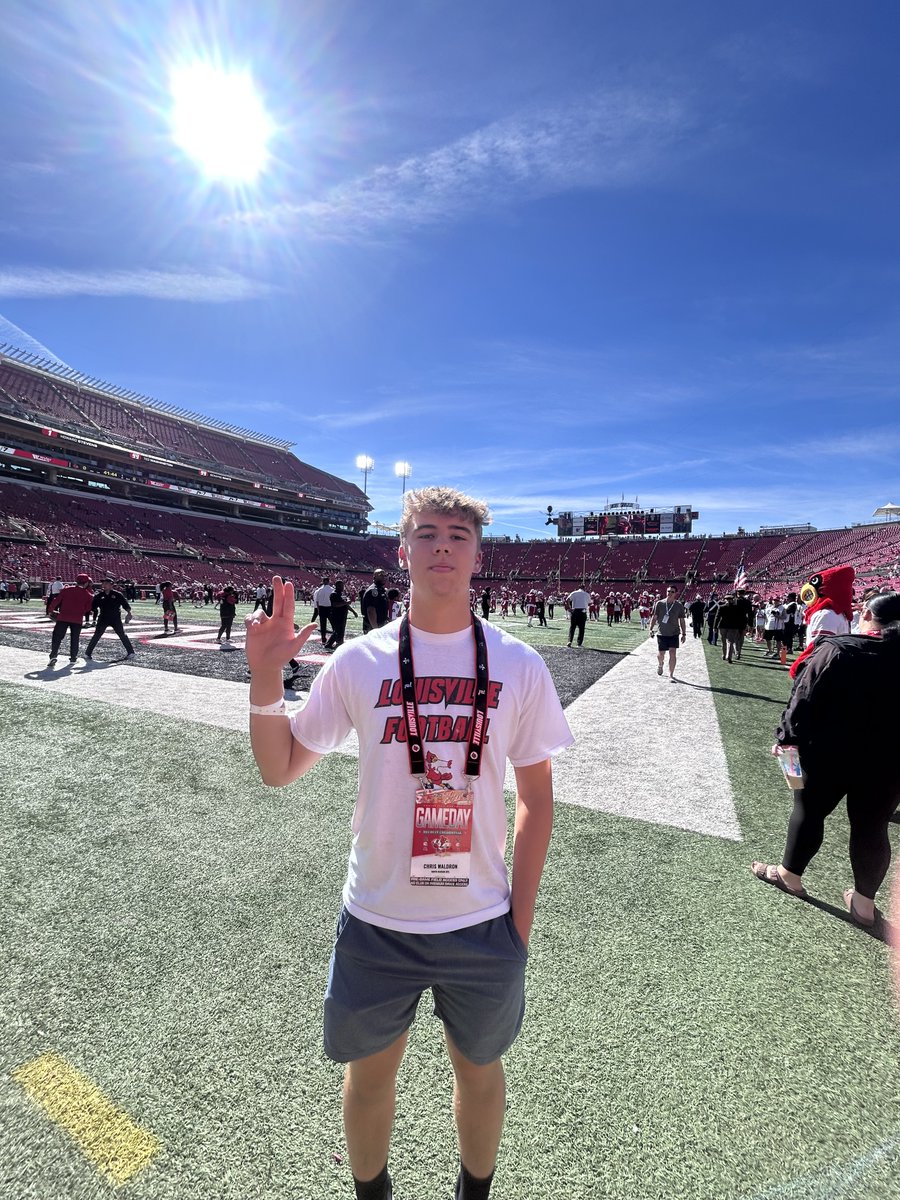 CW_Kicking's tweet photo. Game Day Visit at Louisville #GoCards

Thanks @CoachMaslowski for the invite!

4⭐️ Kicker
1 Offer   
5X NOHS Record Holder   
Trained by @CoachGantz #GWK 

@JBrown_YL @BDRoberts20 @NOHSFball @CoachMaslowski @Coach_MSanchez @cleats2whistle @JonHilbert23 @j_wine21 https://t.co/WSY0GgYbiz