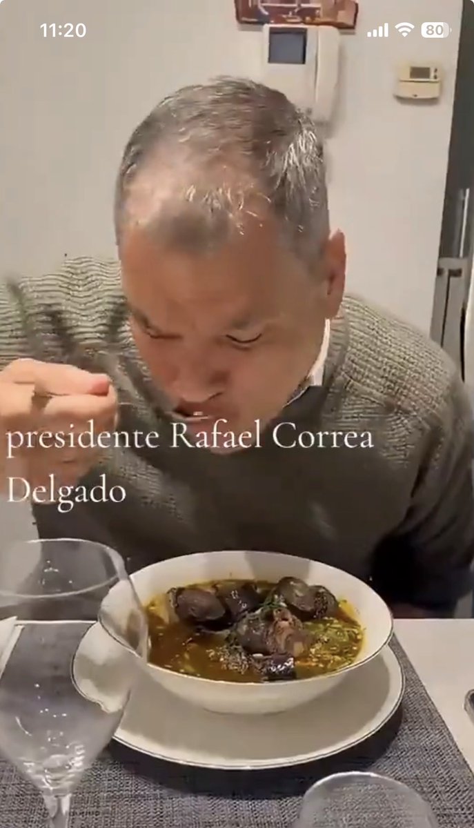 DrRobertoLopez2's tweet photo. Sin palabras … 🤣🥲 https://t.co/RLVr7Qqmyz