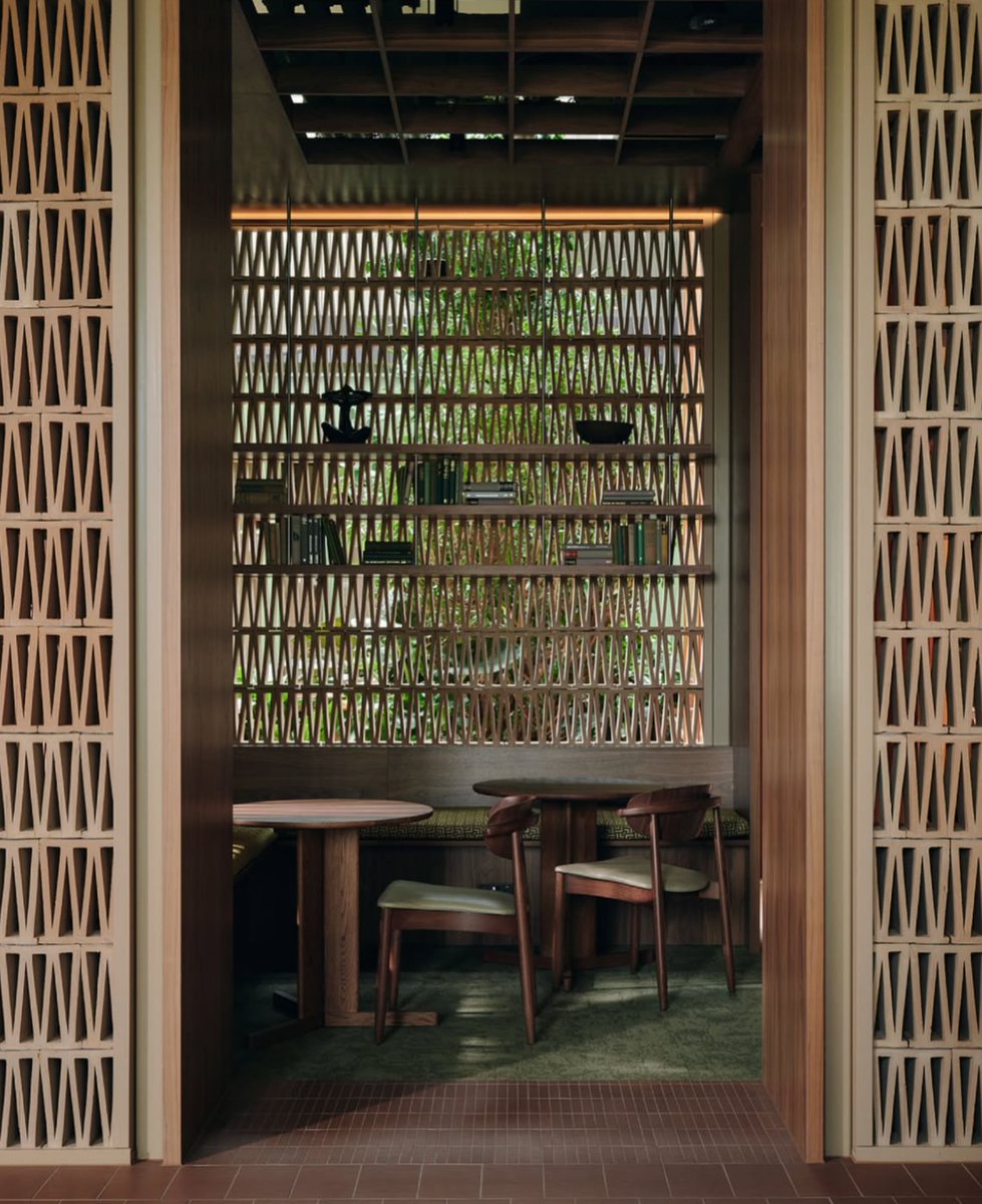 interiorsuckerr's tweet photo. Conductor, Stratford — a workplace designed to feel more like a hidden oasis than an office.

Inspired by the golden age of travel, with rich materials, warm details, and a little old-world charm.

Designed by Studio Multi https://t.co/vmpmdWslSX