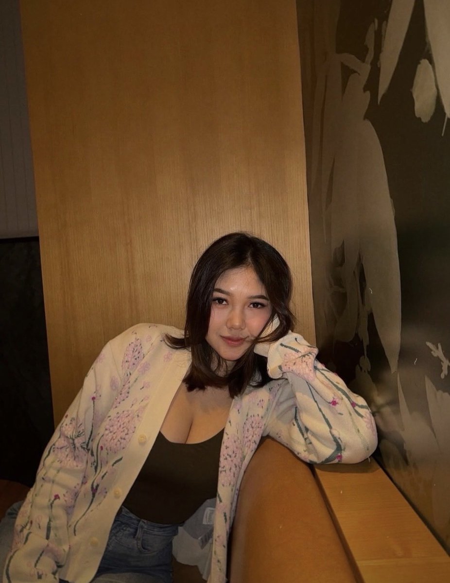 acyime's tweet photo. Ready open bo vcs solo tapi aku chubyy ada ga ya #openbosolo #bosolo #availsolo https://t.co/dPnJsY4j0n